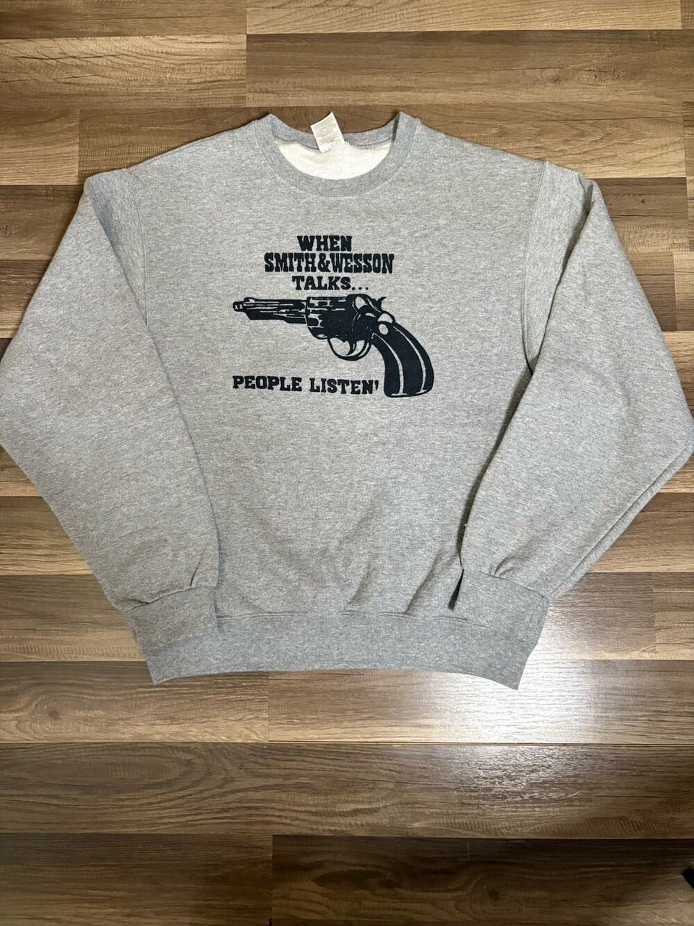 Jerzees When Smith and Wesson Talks People Listen Sweatshirt Size M Grey Vintage